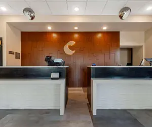 Photo 4 - Comfort Inn