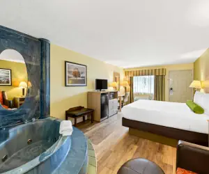 Photo 5 - Best Western Dayton