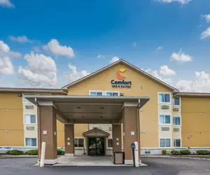 Photo 2 - Comfort Inn & Suites Fairborn near Wright Patterson AFB