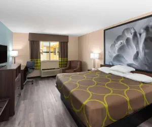 Photo 3 - Super 8 by Wyndham Lubbock West