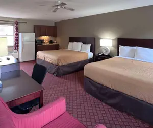 Photo 4 - Rodeway Inn & Suites Hershey