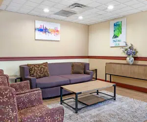 Photo 4 - Quality Suites