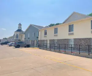 Photo 3 - Victorian Inn