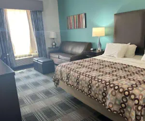 Photo 3 - Days Inn by Wyndham Alva