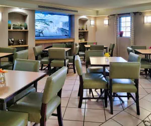 Photo 5 - La Quinta Inn by Wyndham Amarillo West Medical Center