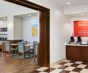 Photo 5 - Hampton Inn & Suites Ridgecrest