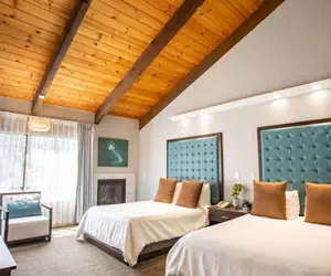 Photo 2 - Munras Inn