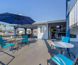 Photo 2 - Best Western Orange Plaza