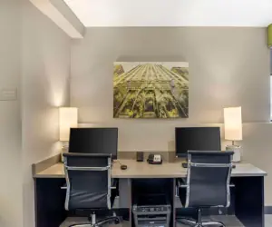 Photo 4 - Best Western Plus Philadelphia-Pennsauken Hotel