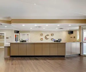 Photo 4 - Comfort Inn & Suites