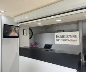 Photo 2 - HomeTowne Studios and Suites by Red Roof Greensboro