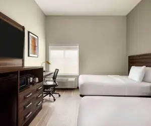 Photo 5 - La Quinta by Wyndham Gonzales LA