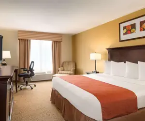 Photo 4 - Country Inn & Suites by Radisson, Savannah I-95 North, GA