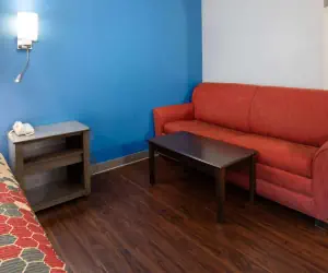 Photo 4 - Baymont by Wyndham Bay City