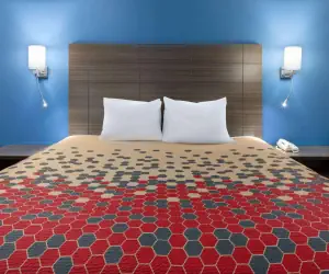 Photo 5 - Baymont by Wyndham Bay City