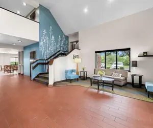 Photo 5 - Sleep Inn & Suites Kingsport TriCities Airport