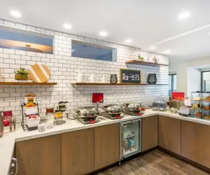 Photo 4 - Best Western Plus Cotton Tree Inn