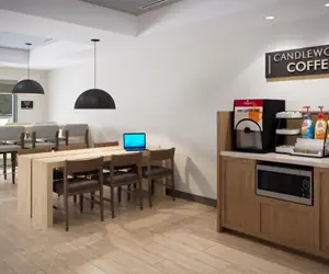 Photo 2 - Candlewood Suites Navasota, an IHG Hotel