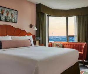 Photo 3 - Graduate by Hilton Seattle