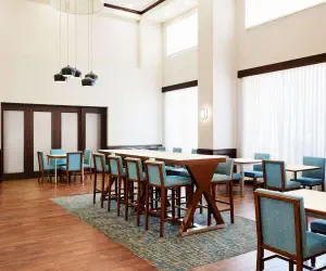 Photo 2 - Hampton Inn & Suites Ridgecrest