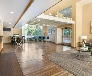 Photo 2 - Best Western Plus Heritage Inn