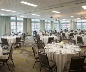 Photo 4 - Courtyard by Marriott Seattle Everett Downtown