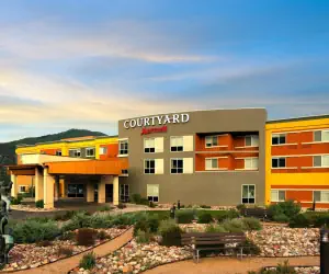 Photo 3 - Courtyard by Marriott Glenwood Springs