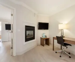 Photo 3 - Best Western Plus All Suites Inn