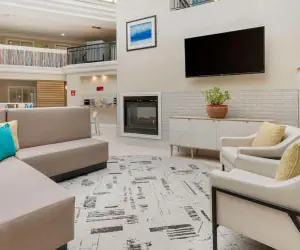 Photo 5 - Best Western Plus All Suites Inn