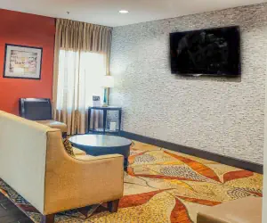 Photo 4 - La Quinta by Wyndham Starkville at MSU