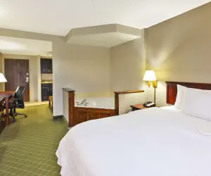 Photo 4 - Hampton Inn Marietta