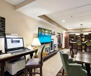Photo 5 - Hampton Inn Mount Dora