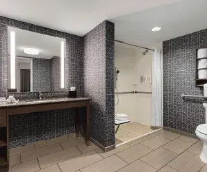 Photo 2 - Homewood Suites by Hilton - Charlottesville