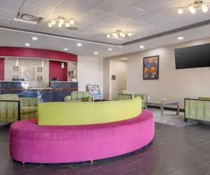 Photo 2 - Comfort Inn & Suites Artesia