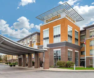 Photo 2 - Cambria Hotel Akron - Canton Airport