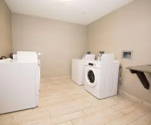 Photo 3 - Best Western Port Columbus