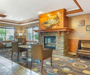 Photo 5 - Best Western Plus Ellensburg Hotel