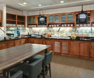 Photo 5 - Hyatt Place Detroit/Livonia