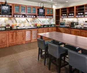 Photo 2 - Hyatt Place Detroit/Livonia