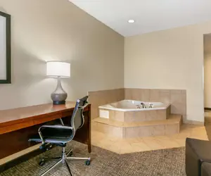 Photo 4 - Comfort Suites