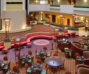 Photo 2 - Radisson Hotel Cedar Rapids