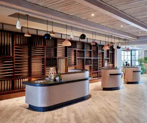 Photo 5 - Coronado Island Marriott Resort & Spa