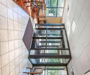 Photo 4 - Econo Lodge Inn & Suites Fairgrounds