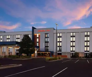 Photo 3 - Hampton Inn Evansville