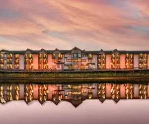 Photo 3 - Kathryn Riverfront Inn, Ascend Hotel Collection