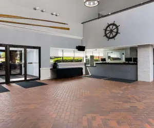 Photo 2 - The Inn on Maritime Bay, Ascend Hotel Collection