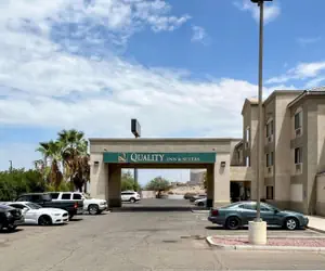 Photo 2 - Quality Inn & Suites Yuma