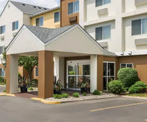 Photo 2 - Fairfield Inn & Suites Jackson