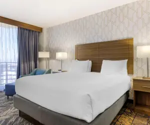 Photo 4 - Best Western Plus Bayside Inn