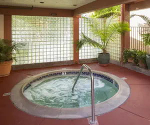 Photo 5 - Campbell Inn Hotel